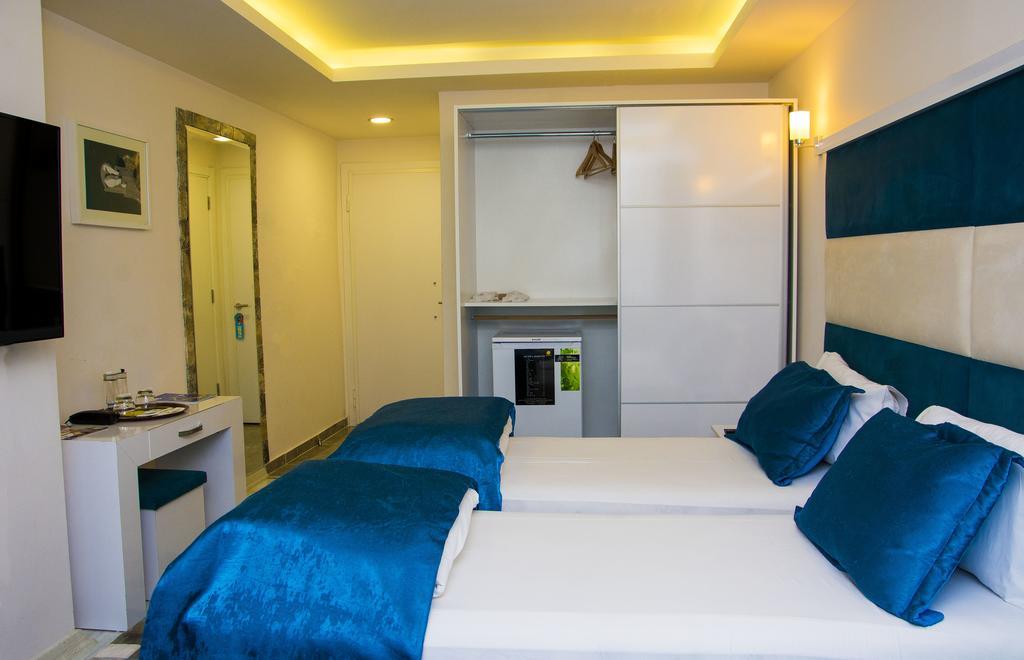 Deep Hotel Istanbul Exterior photo