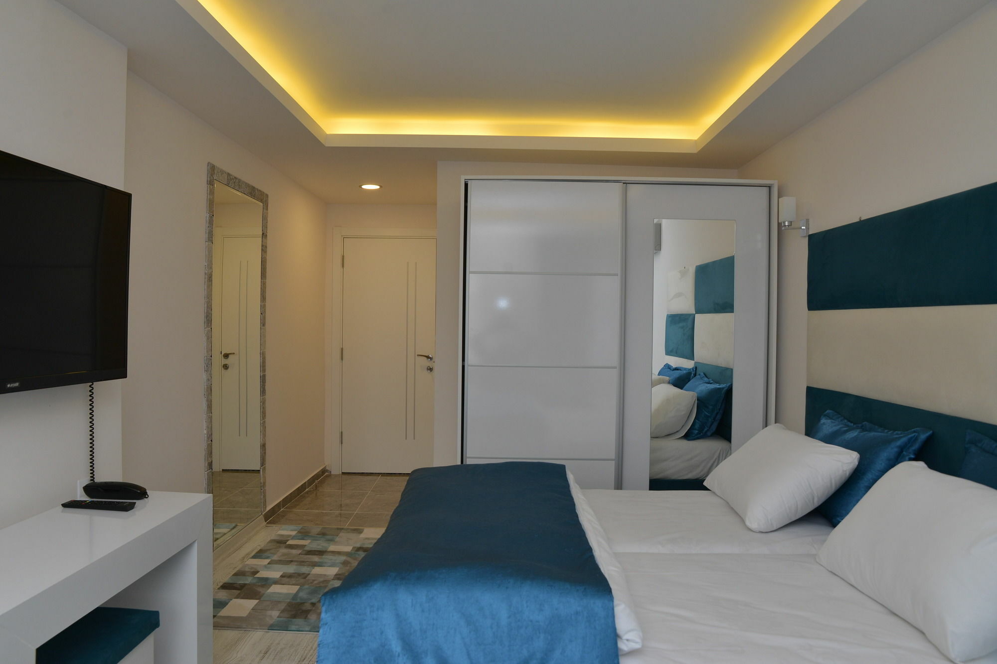 Deep Hotel Istanbul Exterior photo