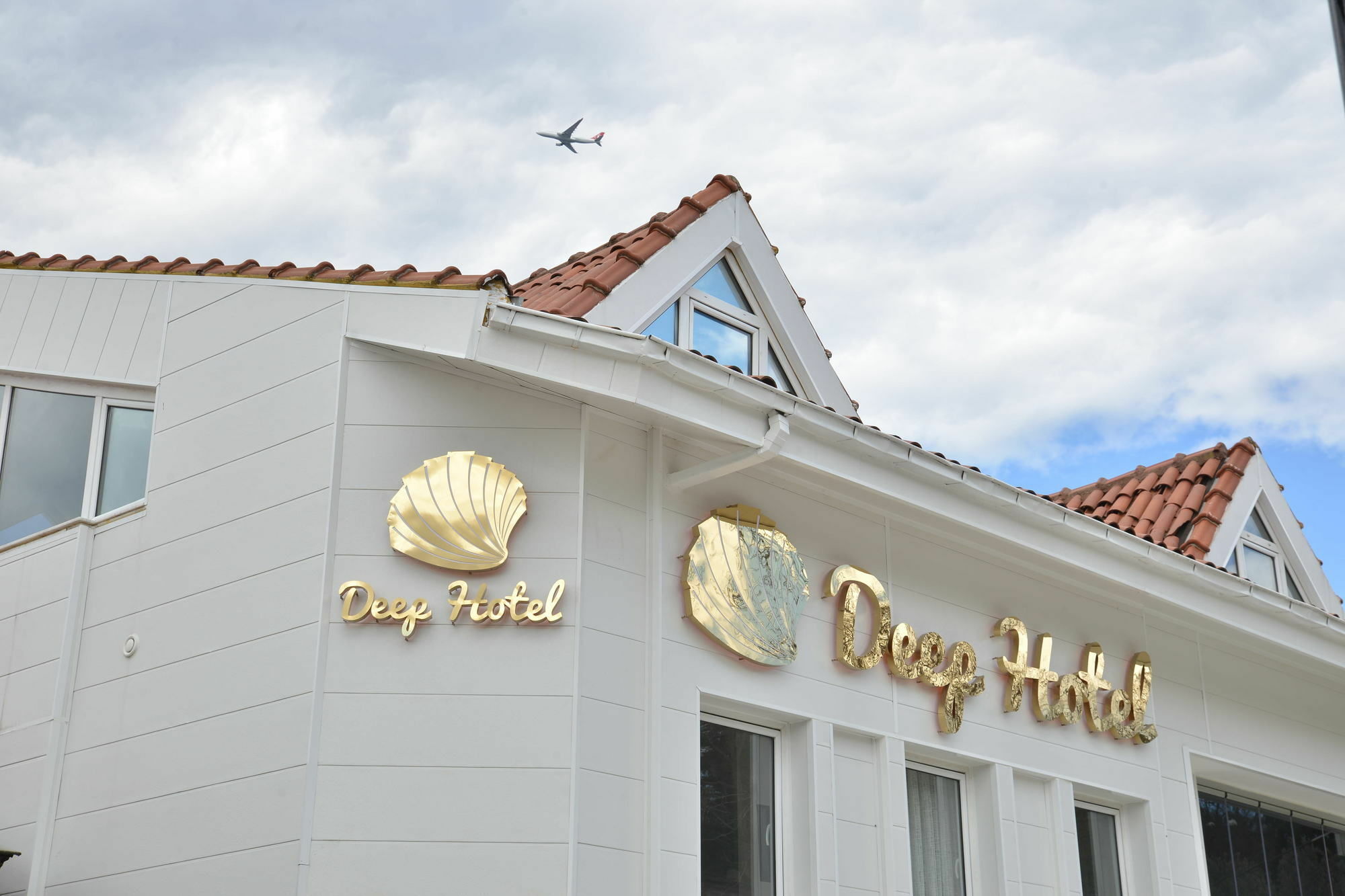 Deep Hotel Istanbul Exterior photo