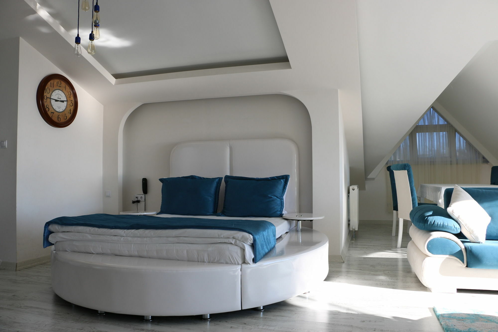 Deep Hotel Istanbul Exterior photo