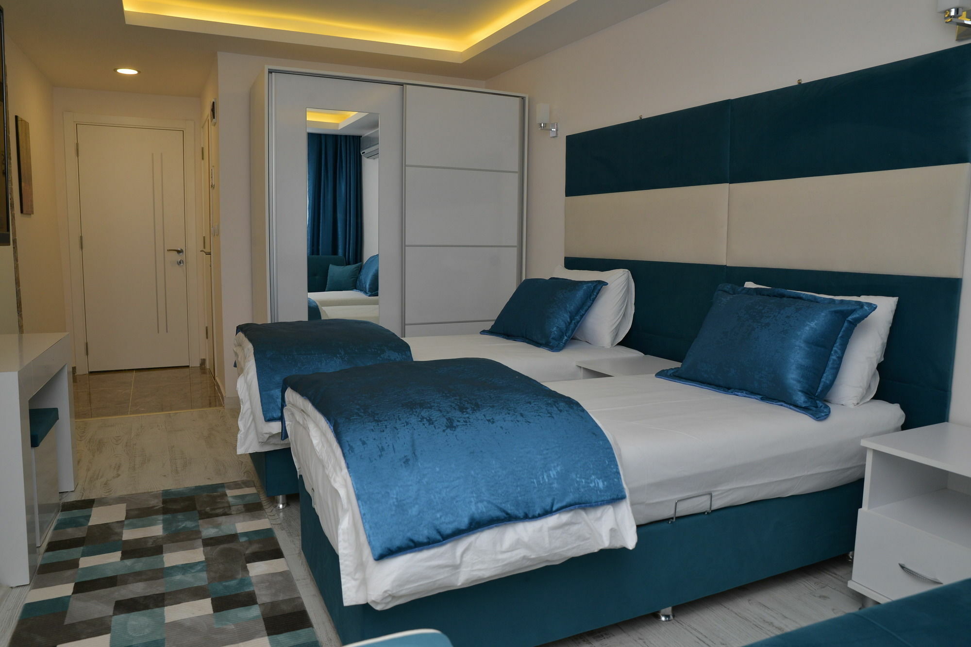 Deep Hotel Istanbul Exterior photo
