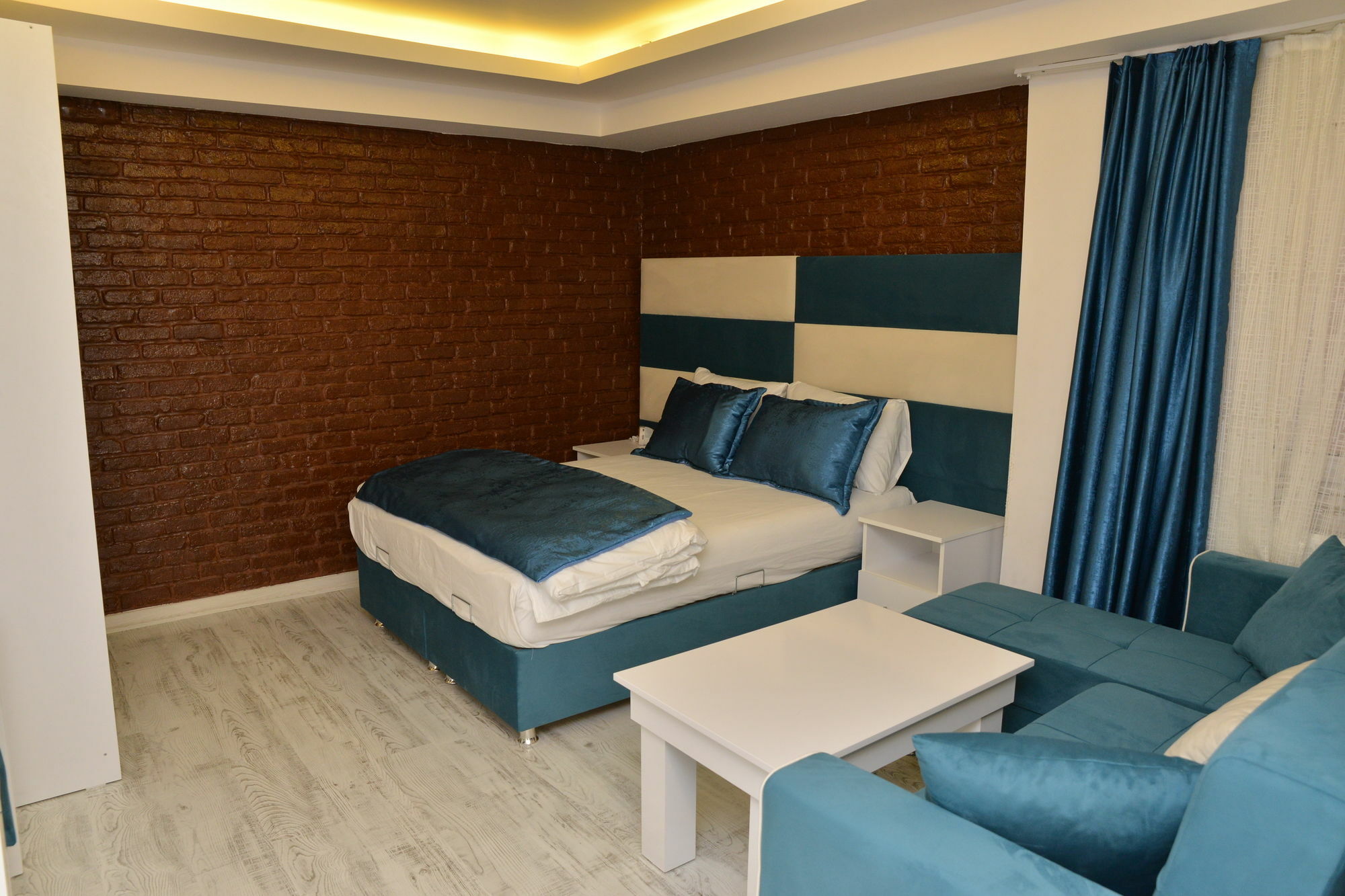 Deep Hotel Istanbul Exterior photo