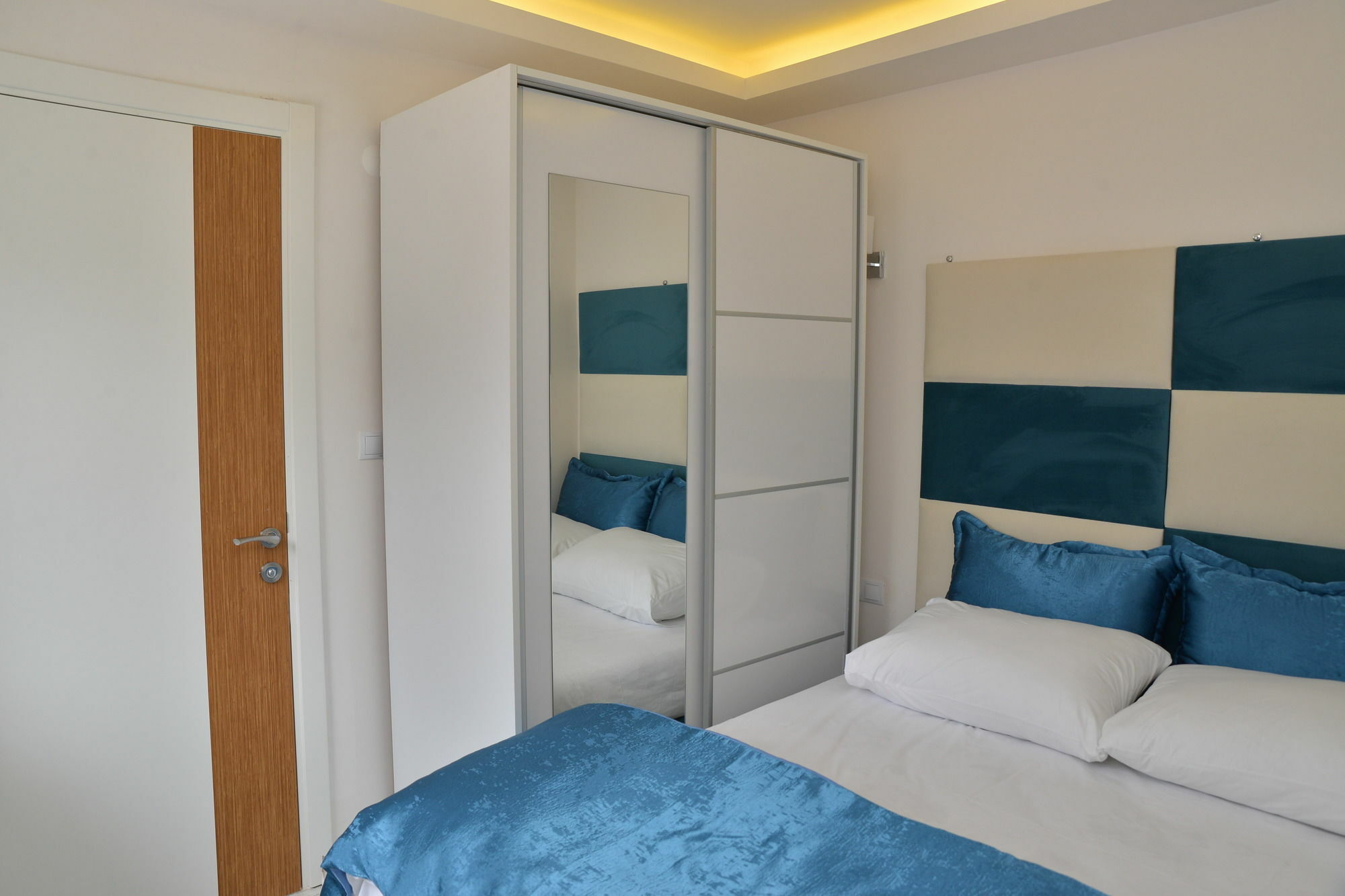 Deep Hotel Istanbul Exterior photo