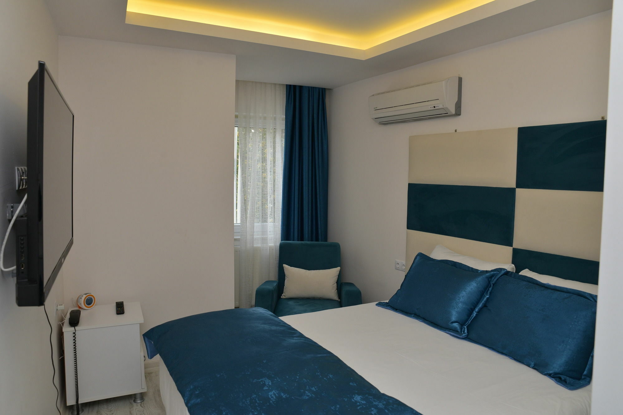 Deep Hotel Istanbul Exterior photo
