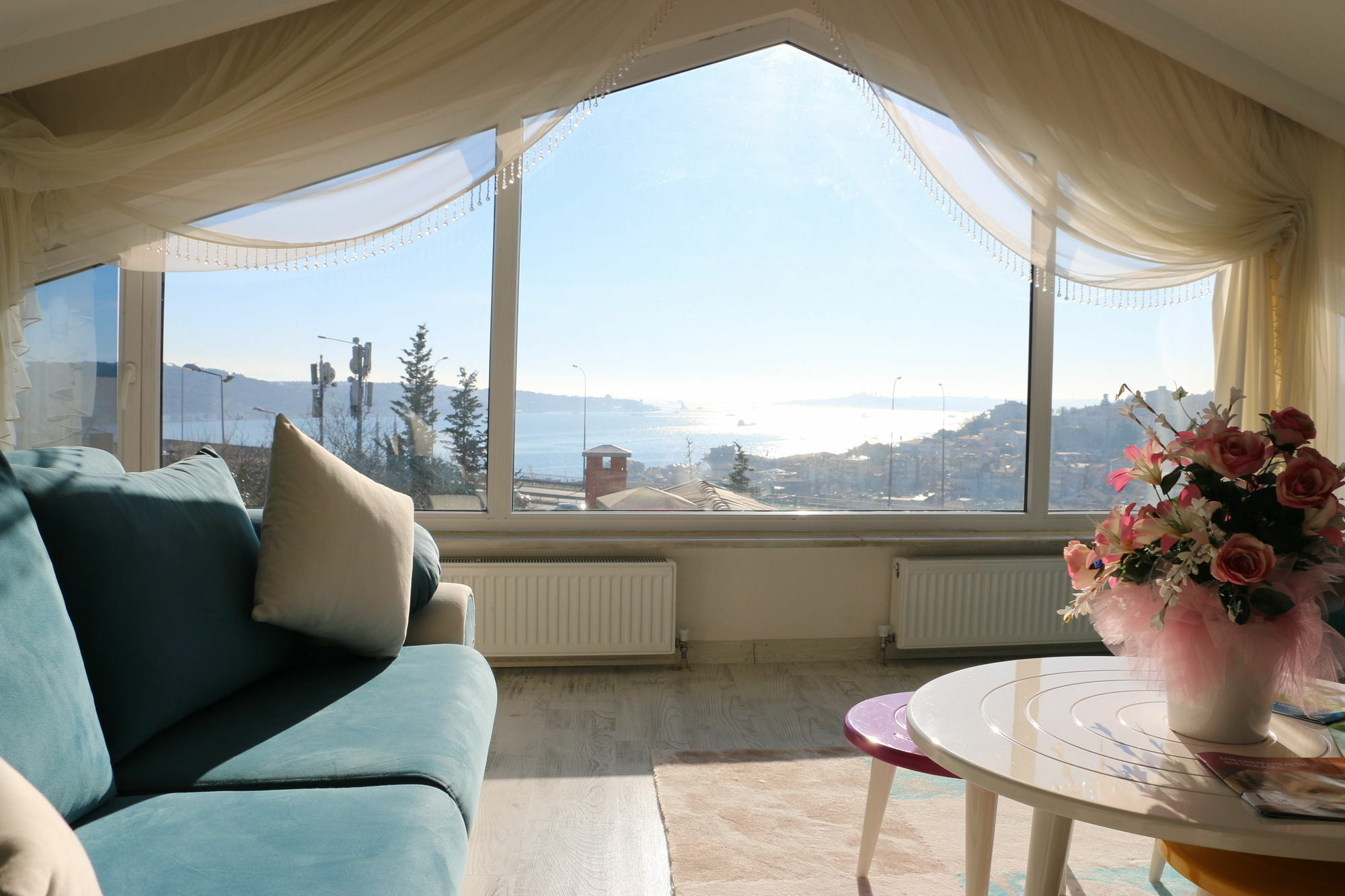 Deep Hotel Istanbul Exterior photo